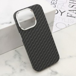 Futrola za iPhone 15 Pro leđa Urban mesh MagSafe - crna